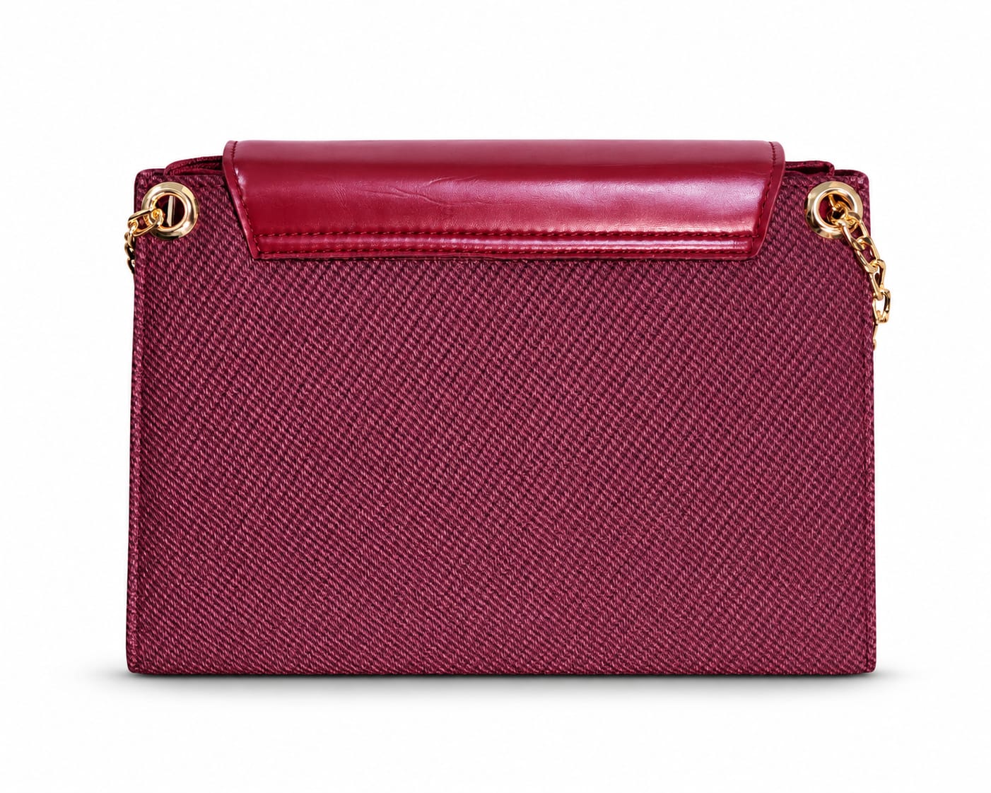 Luxe Black Croc-Embossed Kiss-Lock Handbag with Gold Frame