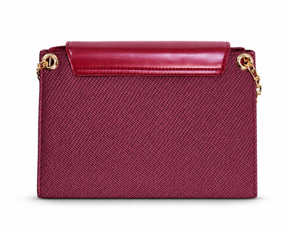Luxe Black Croc-Embossed Kiss-Lock Handbag with Gold Frame