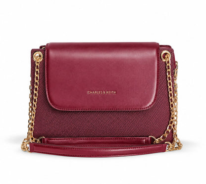 Luxe Black Croc-Embossed Kiss-Lock Handbag with Gold Frame